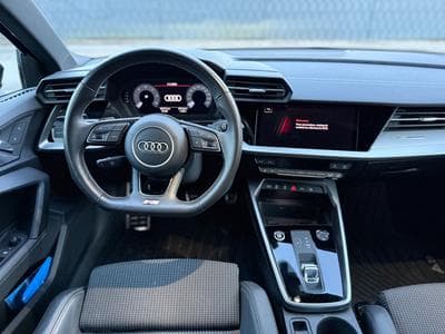 Audi A3 Sportback 35 TDI S tronic (2021) - Photo 6
