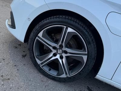 Seat Leon FR e-Hybrid (2021) - Photo 3