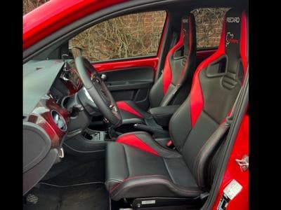 VW UP GTI  Recaro Sportster CS  Milltek  ST X (2021) - Photo 1