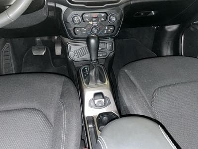Jeep Renegade 1.3 LIMITED (2021) - Photo 10