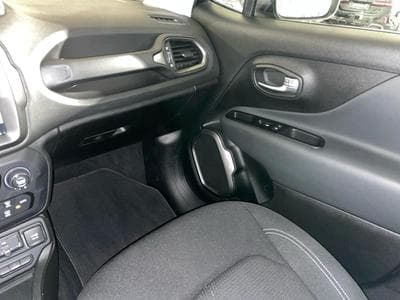 Jeep Renegade 1.3 LIMITED (2021) - Photo 9