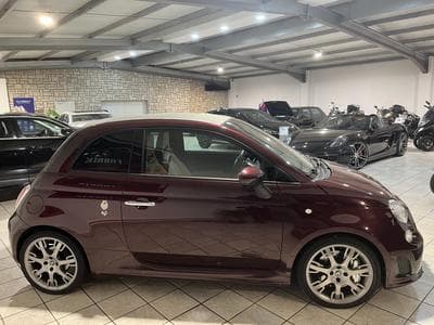 Abarth 695 695C Edizione Maserati numéroté 007/499 (2012) - Photo 4