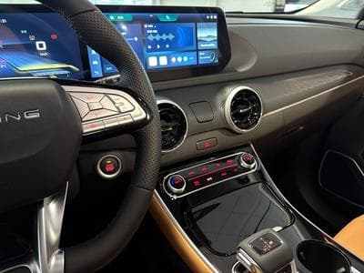 Forthing T5 EVO 1.5 TURBO AUTO FULL OPTIONS (2026) - Photo 10