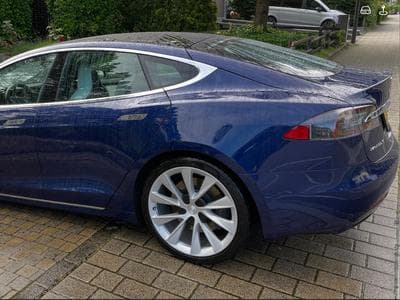Tesla Model S Long Range 100D new 100kWh battery (2018) - Photo 2