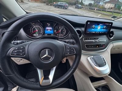Mercedes V AMG 300 L2 4X4 (2022) - Photo 6