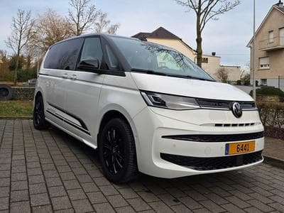 VW Multivan Edition (2024) - Foto 1