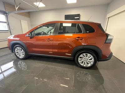 Suzuki SX4 S-Cross (2023) - Photo 2