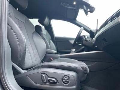 Audi A4 A4 Avant 35 TFSI S-tronic S line (2022) - Photo 4