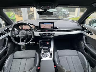 Audi A4 A4 Avant 35 TFSI S-tronic S line (2022) - Photo 12