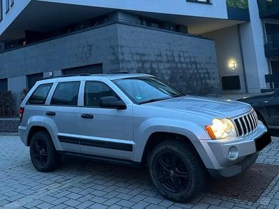 Jeep Cherokee (2006) - Photo 1