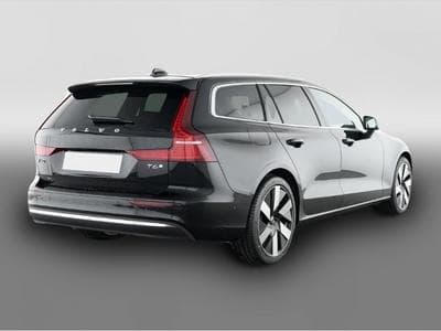 Volvo V60 (2024) - Photo 2