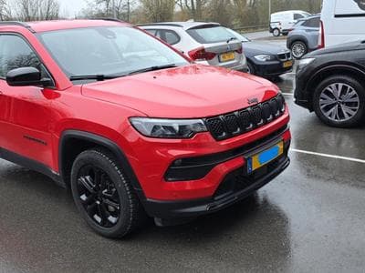 Jeep Compass night eagle (2023) - Foto 2