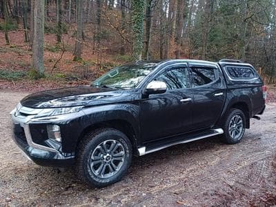 Mitsubishi L200 2.2D TOP (2022) - Foto 1