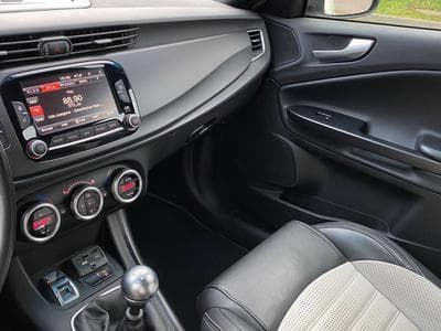 Alfa-Romeo Giulietta (2015) - Photo 5