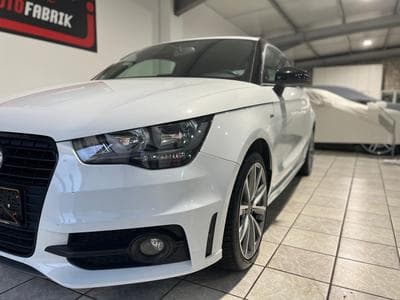 Audi A1 1.6 TDI S line Sportpaket (2013) - Photo 9