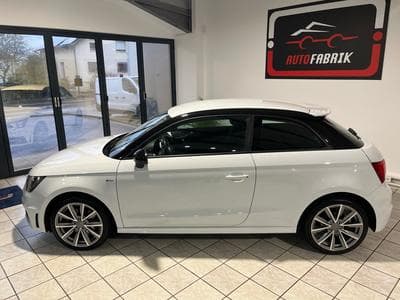 Audi A1 1.6 TDI S line Sportpaket (2013) - Photo 11
