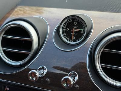 Bentley Bentayga 6.0 W12 Mulliner *1ère main* (2017) - Photo 9