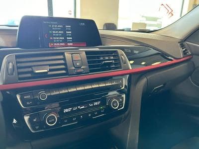 BMW 320 i Sport-Line (2018) - Foto 10