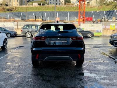 Jaguar E-Pace 2.0D 150 NAVI/CAM/LED (2020) - Photo 5