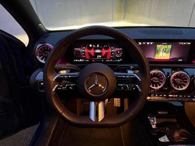 Mercedes A 200 AMG ADVANCED SPORT ** Matrix ** Caméra ** Keyless ** (2024) - Photo 7