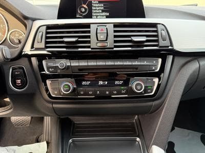 BMW 420 D Gran coupé XDrive 190ch Sport BVA8 (2017) - Photo 10