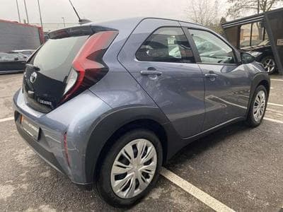 Toyota Aygo Play Comfort Pack - JUSQU'A 48 MOIS DE GARANTIE (2025) - Foto 5