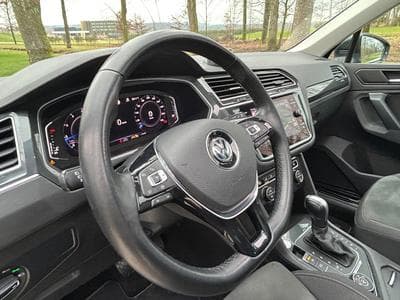 VW Tiguan 2.0 R Line DSG / 140 kw / Full options (2019) - Foto 9