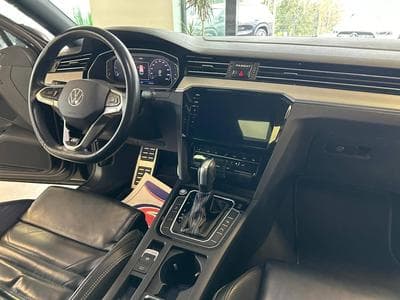 VW Passat R-Line (2021) - Photo 10