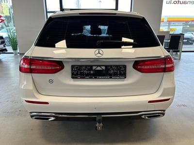 Mercedes E 220 d (2017) - Photo 4