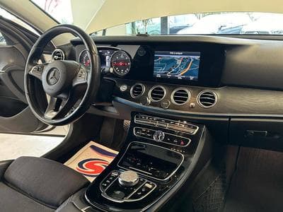 Mercedes E 220 d (2017) - Photo 11