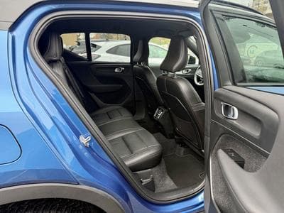 Volvo XC40 2WD R-Design Geartronic (2020) - Photo 10