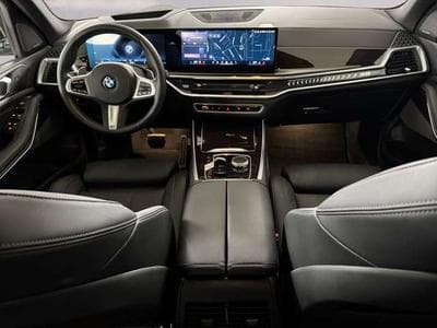 BMW X5 xDrive30d Gestiksteuerung DAB (2025) - Foto 7