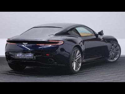Aston-Martin DB12 Coupé (2025) - Foto 4