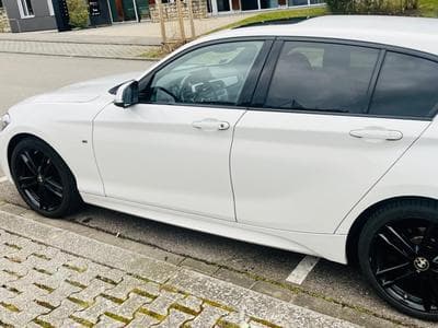 BMW 116 Kit M Sport (2017) - Photo 1