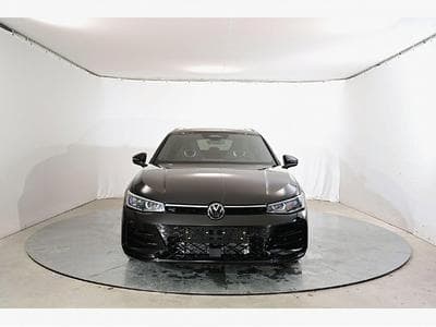 VW Passat (2023) - Foto 8