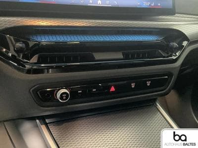 BMW 320 (2025) - Foto 11