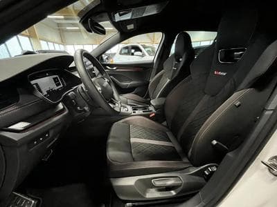 Skoda Octavia (2025) - Foto 9