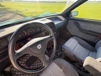 Lancia Dedra TURBO I.E HF (1994) - Foto 8
