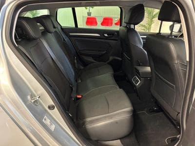 Renault Megane IV Grandtour Intens (2021) - Photo 11