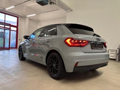 Audi A1 Sportback 35 TFSi (2021) - Photo 4