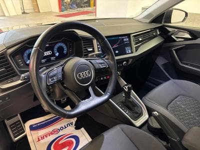 Audi A1 Sportback 35 TFSi (2021) - Photo 8