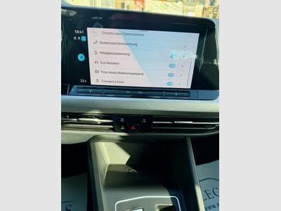 VW Golf VIII 1.0 TSI 110 DSG7 Life NAVI/CAM/ACC (2022) - Photo 15