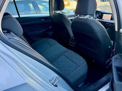 VW Golf VIII 1.0 TSI 110 DSG7 Life NAVI/CAM/ACC (2022) - Photo 10