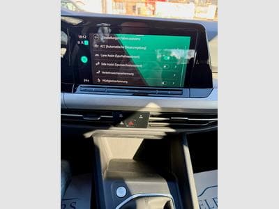 VW Golf VIII 1.0 eTSI 110 Life NAVI/CAM/ACC (2022) - Photo 14