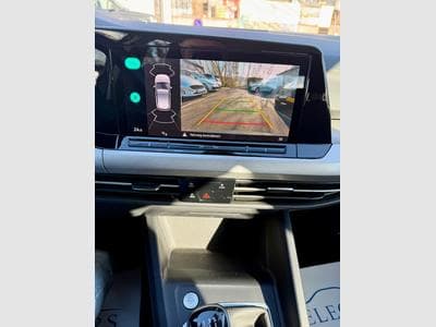 VW Golf VIII 1.0 eTSI 110 Life NAVI/CAM/ACC (2022) - Photo 13