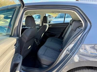 VW Golf VIII 1.0 eTSI 110 Life NAVI/CAM/ACC (2022) - Photo 11