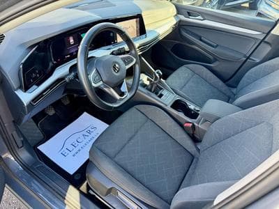 VW Golf VIII 1.0 eTSI 110 Life NAVI/CAM/ACC (2022) - Photo 7