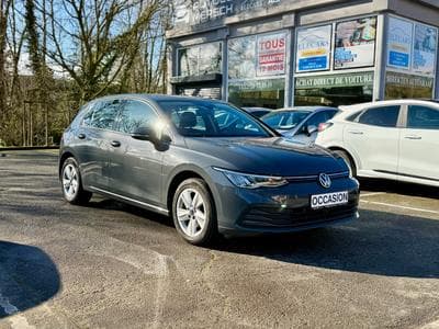 VW Golf VIII 1.0 eTSI 110 Life NAVI/CAM/ACC (2022) - Photo 1