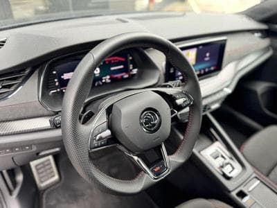 Skoda Octavia RS Estate 2.0 TDI 200CV (2021) - Photo 4