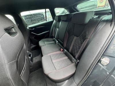 Skoda Octavia RS Estate 2.0 TDI 200CV (2021) - Photo 8